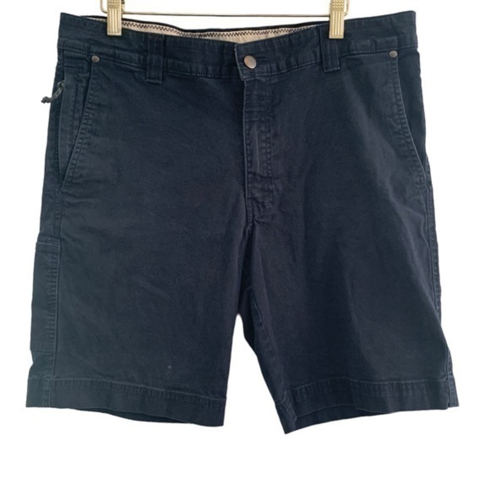 Columbia‎ Navy Shorts Regular Fit Size 34 x 10L